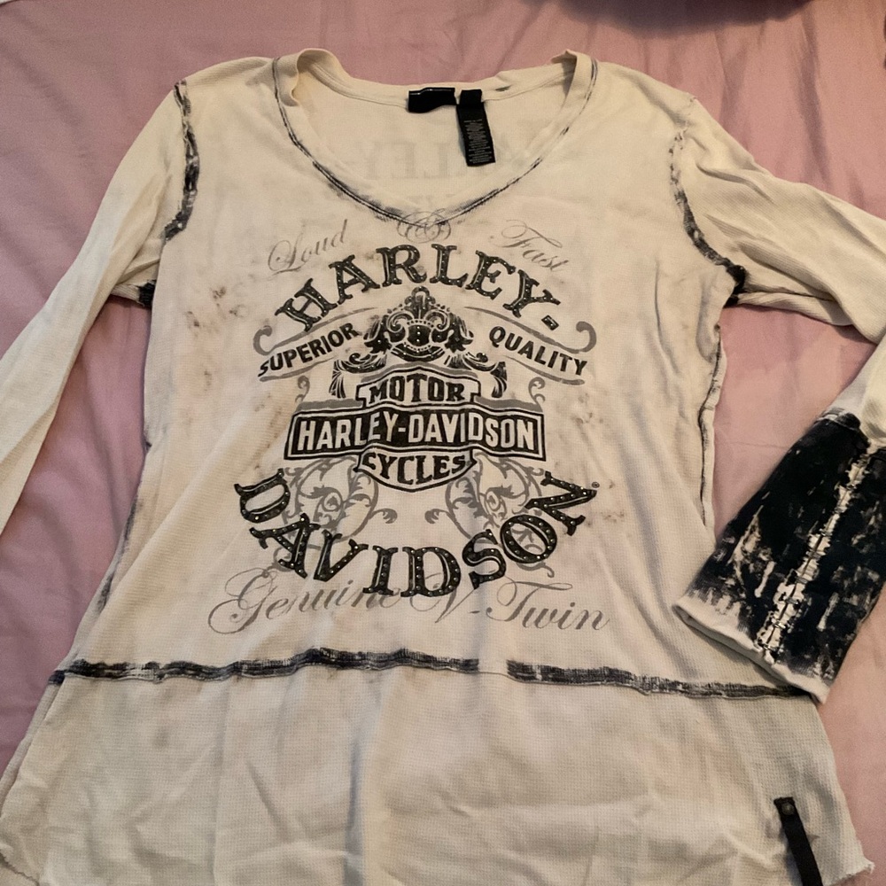 Harley-Davidson White V-Neck Tee with Black Accents